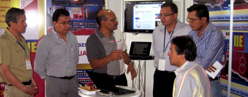 Explicando a los visitantes